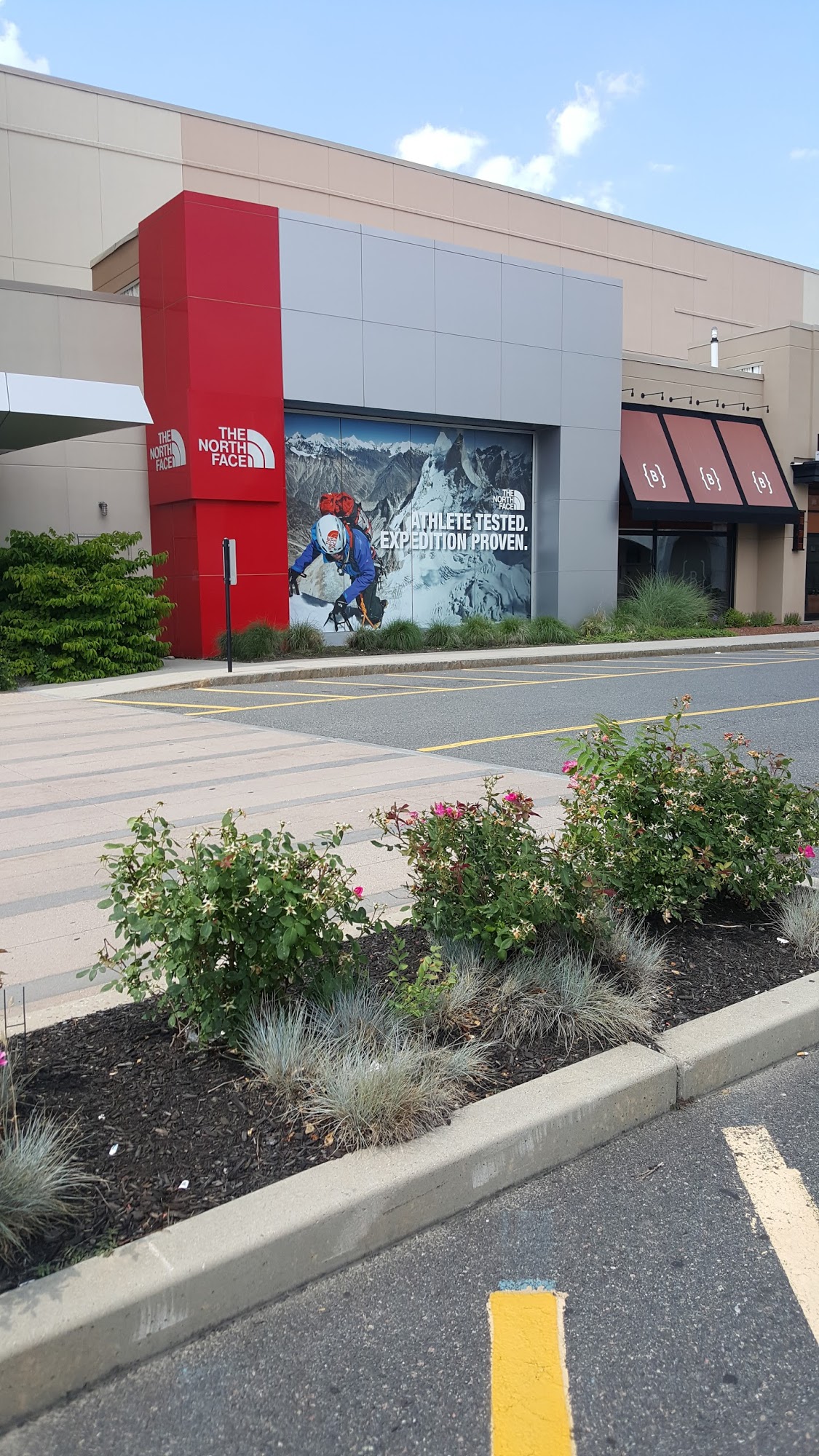 The North Face Northshore Mall