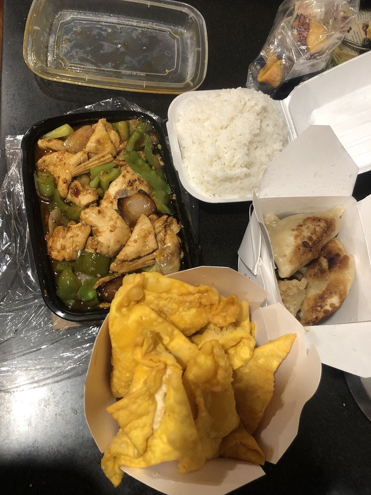 Plymouth, MA Restaurants Open for Takeout, Curbside Service and/or