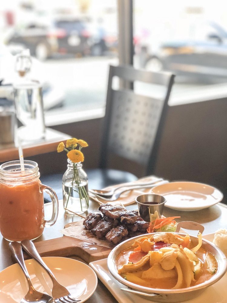 Quincy, MA Restaurants Open for Takeout, Curbside Service and/or