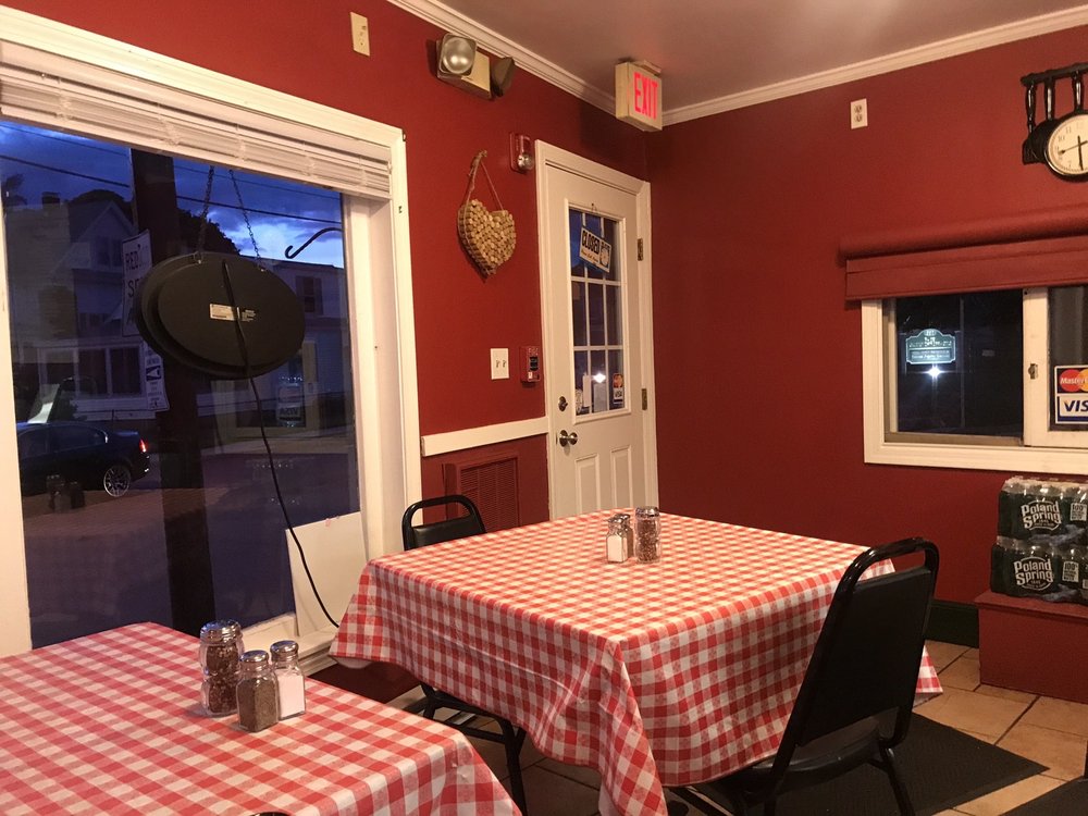 Victor's Italian Restaurant 560 Lincoln Ave, Saugus