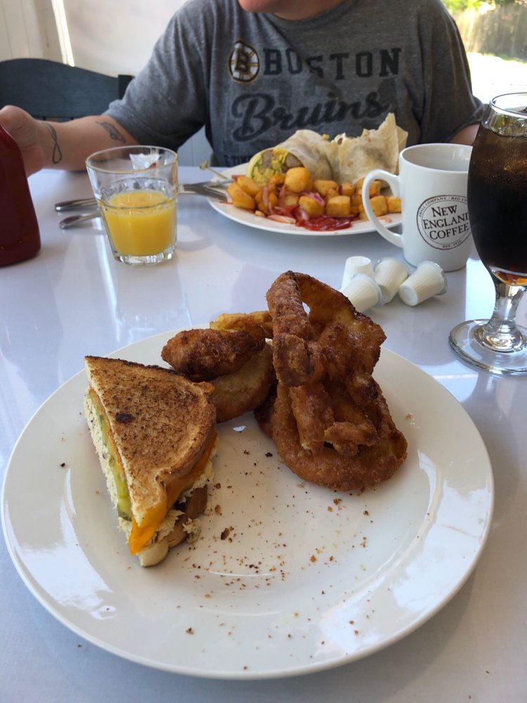 Saugus, MA Restaurants Open for Takeout, Curbside Service and/or Delivery Restaurantji