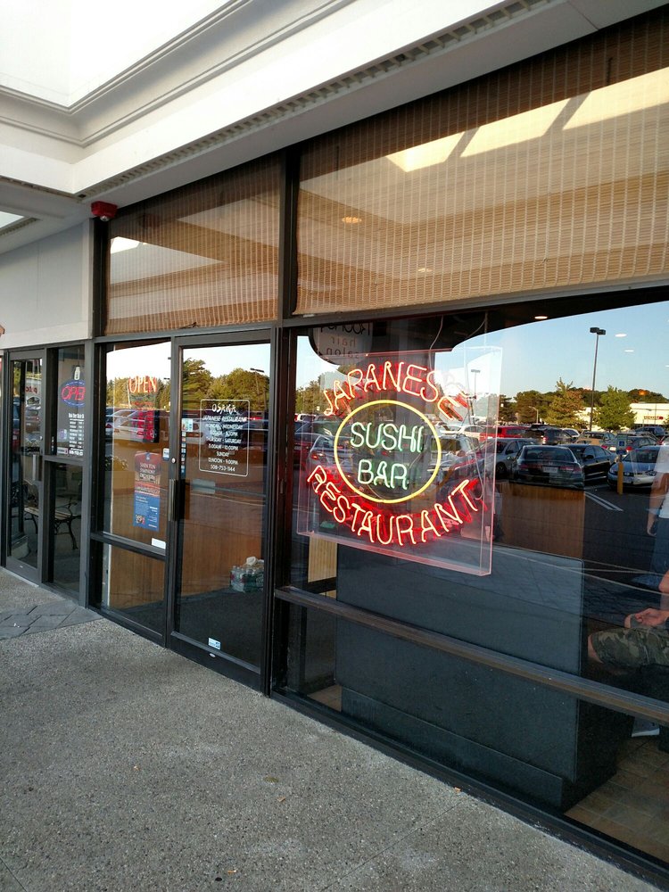 Shrewsbury, MA Restaurants Open for Takeout, Curbside Service and/or