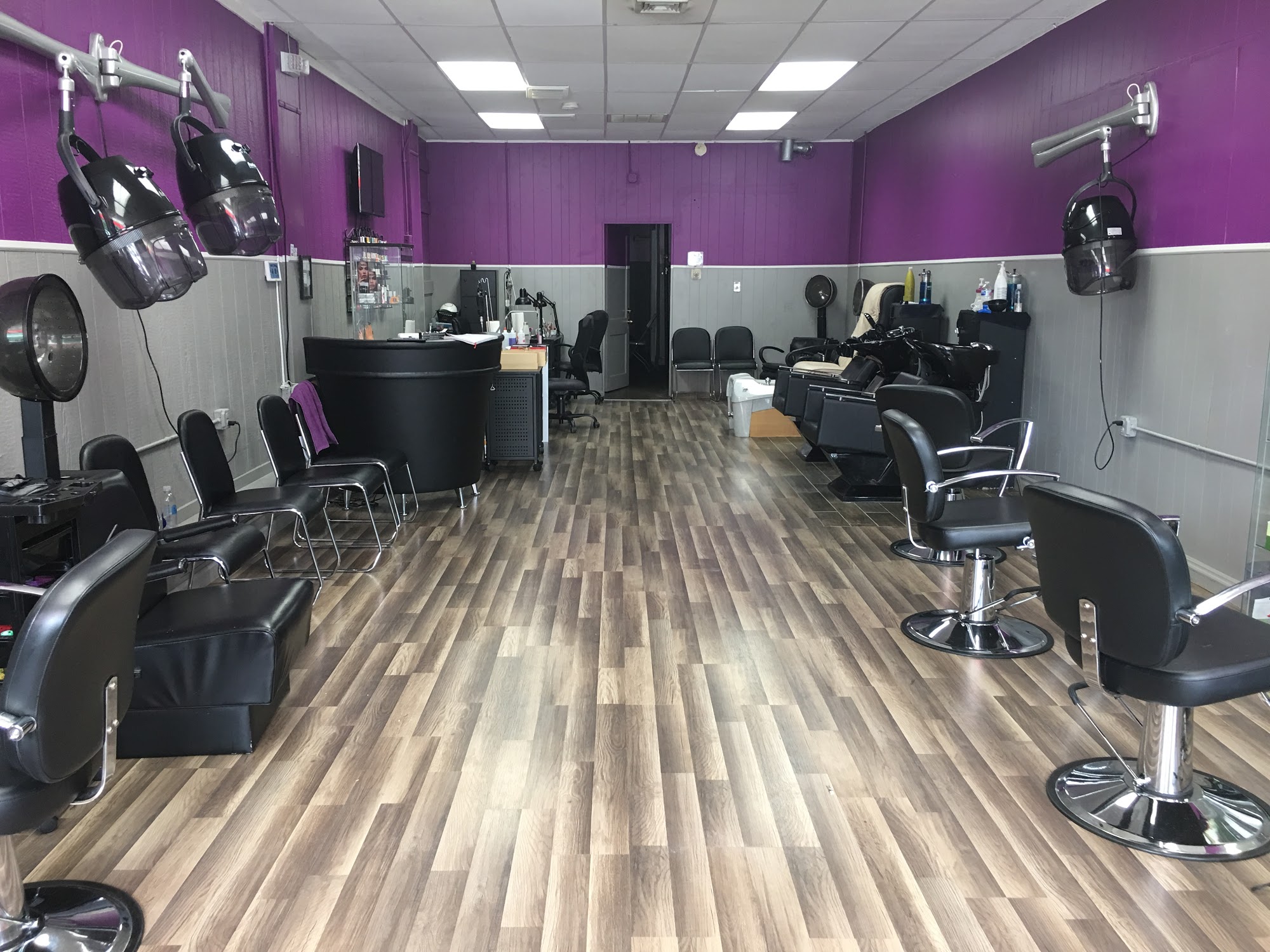 Phenomenal Look Hair Salon