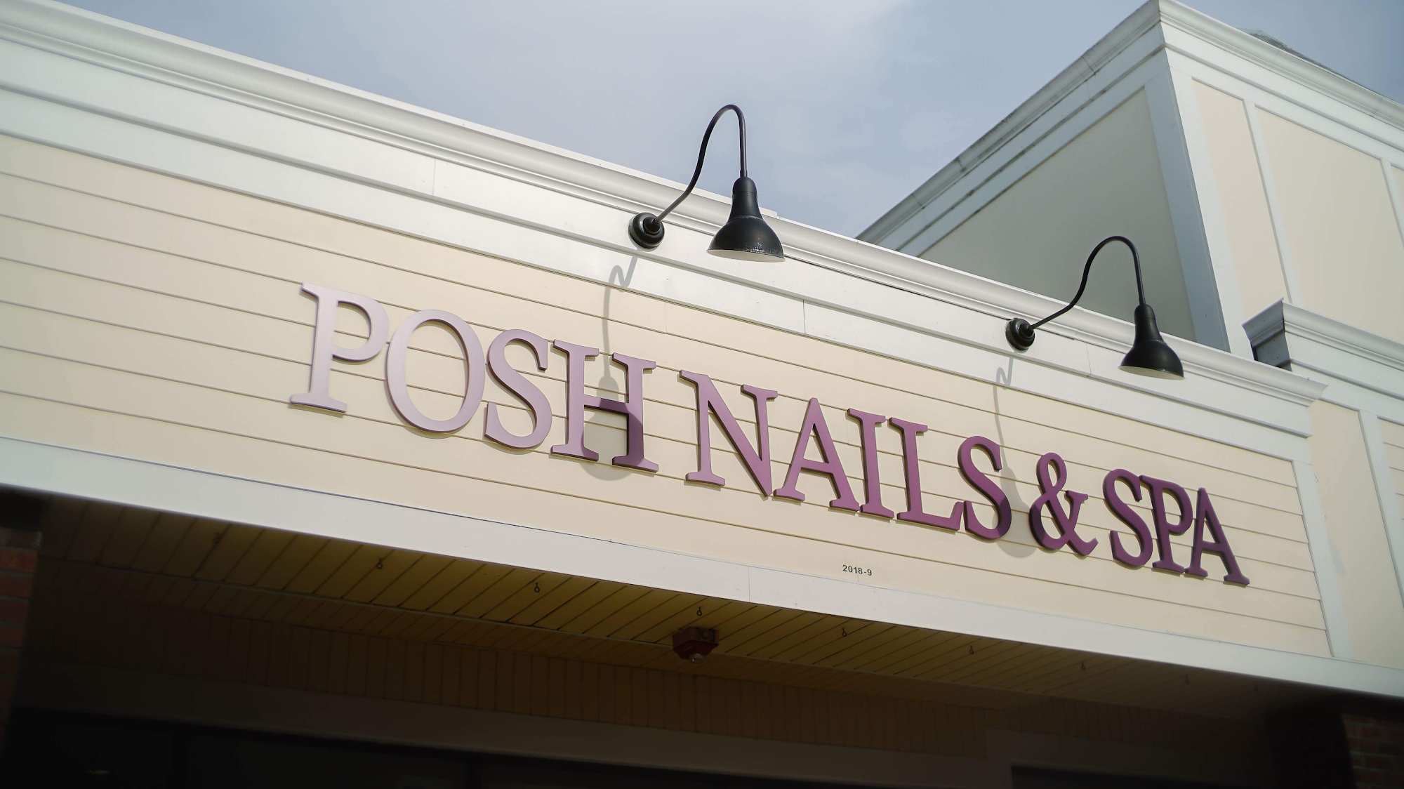Posh Nails & Spa