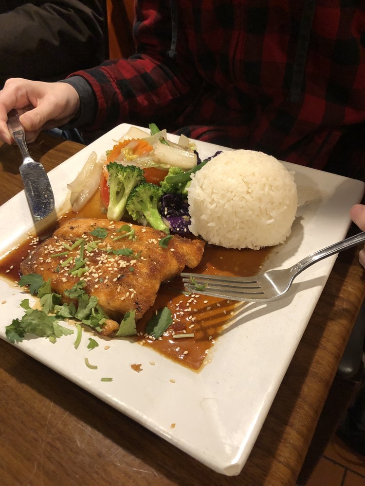 Pho O Sha Thai-Vietnamese Restaurant 356 Arsenal St, Watertown
