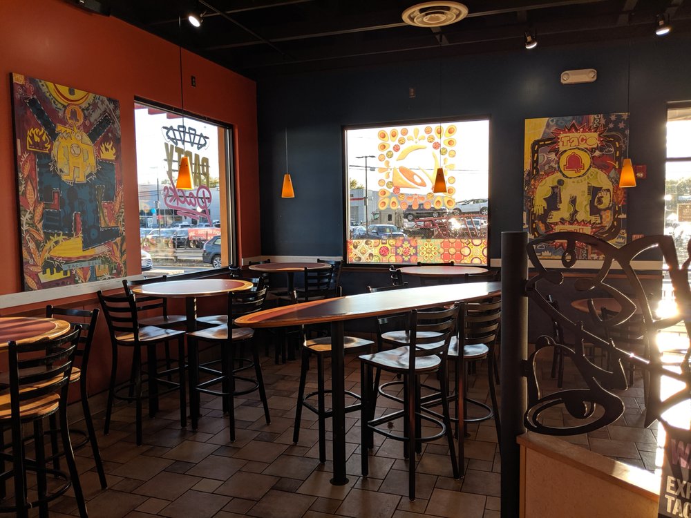 Long John Silver's 1560 VFW Pkwy, West Roxbury