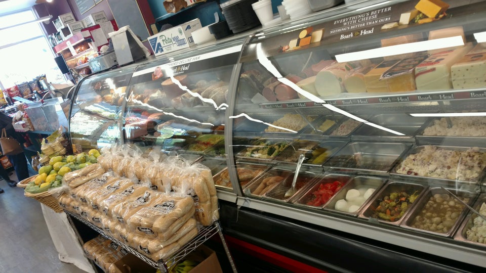D'Agostino's Delicatessen 11 Waterfield Rd, Winchester
