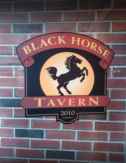 Black Horse Tavern 32 Waterfield Rd, Winchester