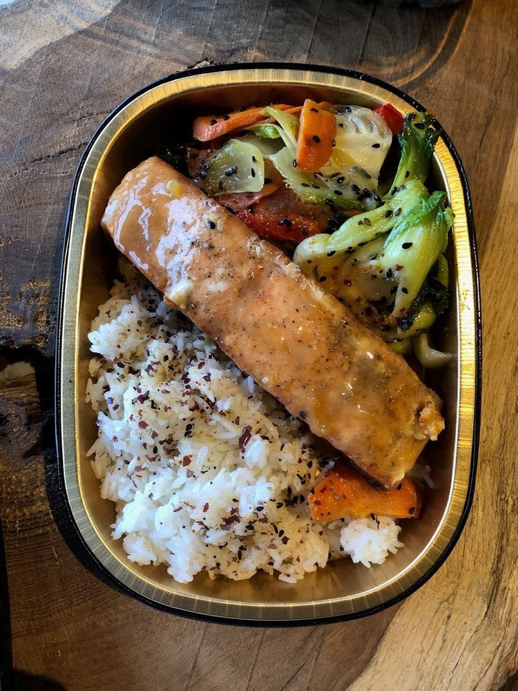 Heat & Eat Prepared Meal Delivery Service By Revolution Catering 161 Merrimac St, Woburn