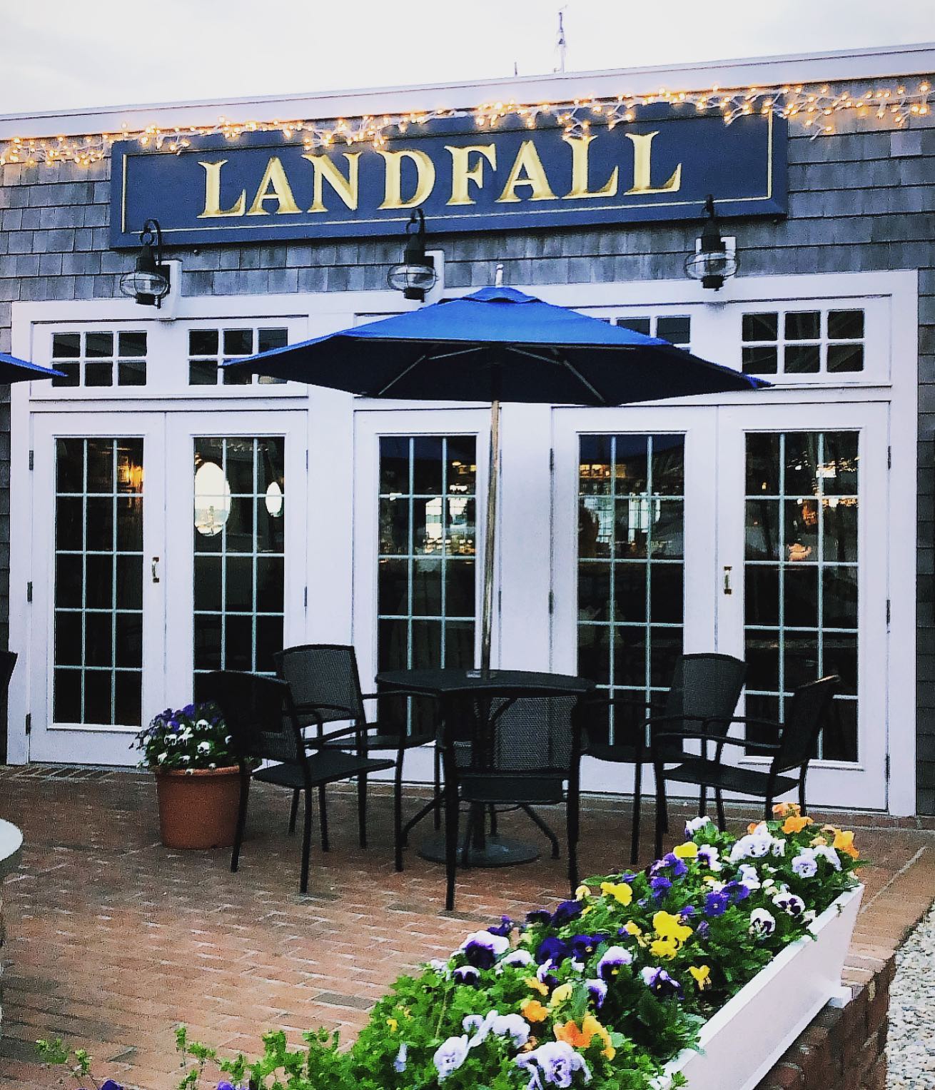 Woods Hole, MA Restaurants Open for Takeout, Curbside Service and/or