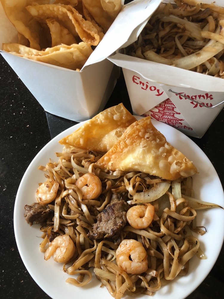 Golden Dragon Island Restaurant 1328 Main St, Worcester