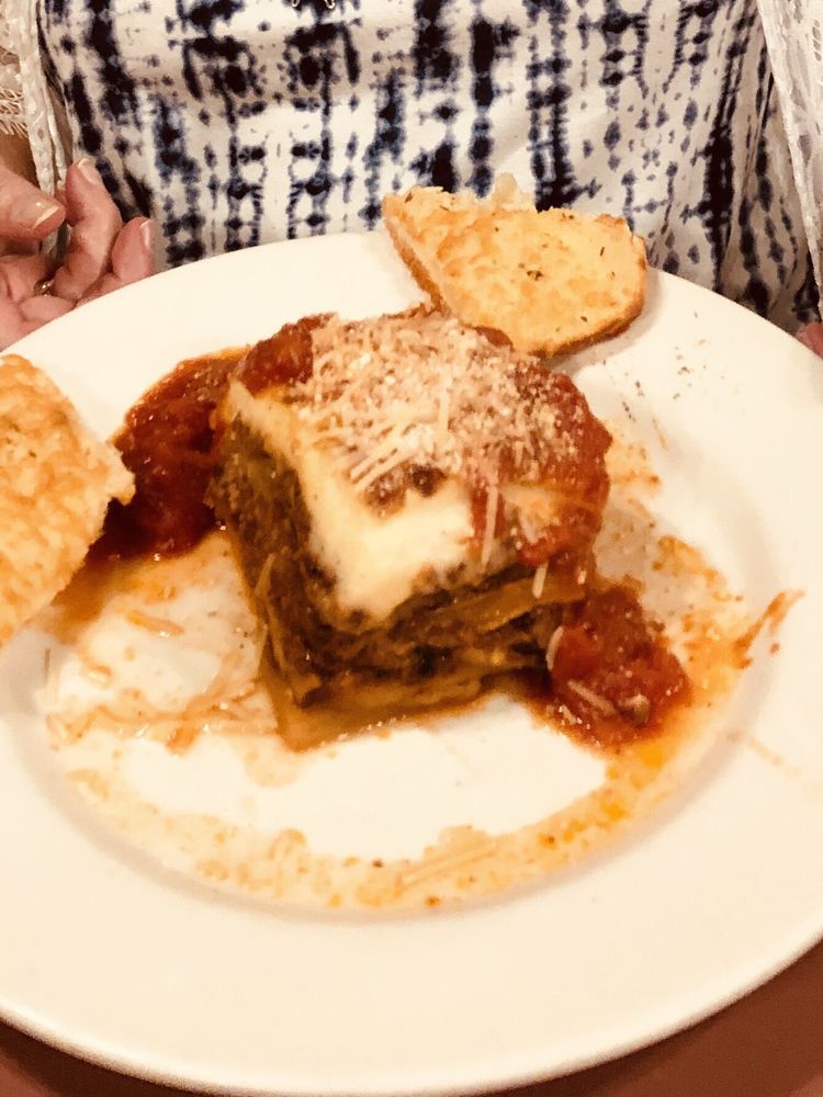 Royal II Restaurant and Grill 715 MA-6A, Yarmouth Port