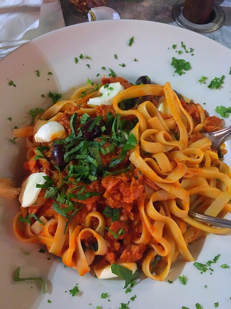 Colosseo Ristorante Italiano 670 Corydon Ave, Winnipeg