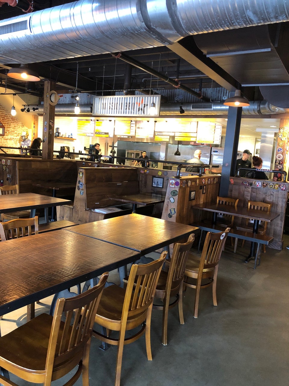 Annapolis, MD Restaurants Open for Takeout, Curbside Service and/or