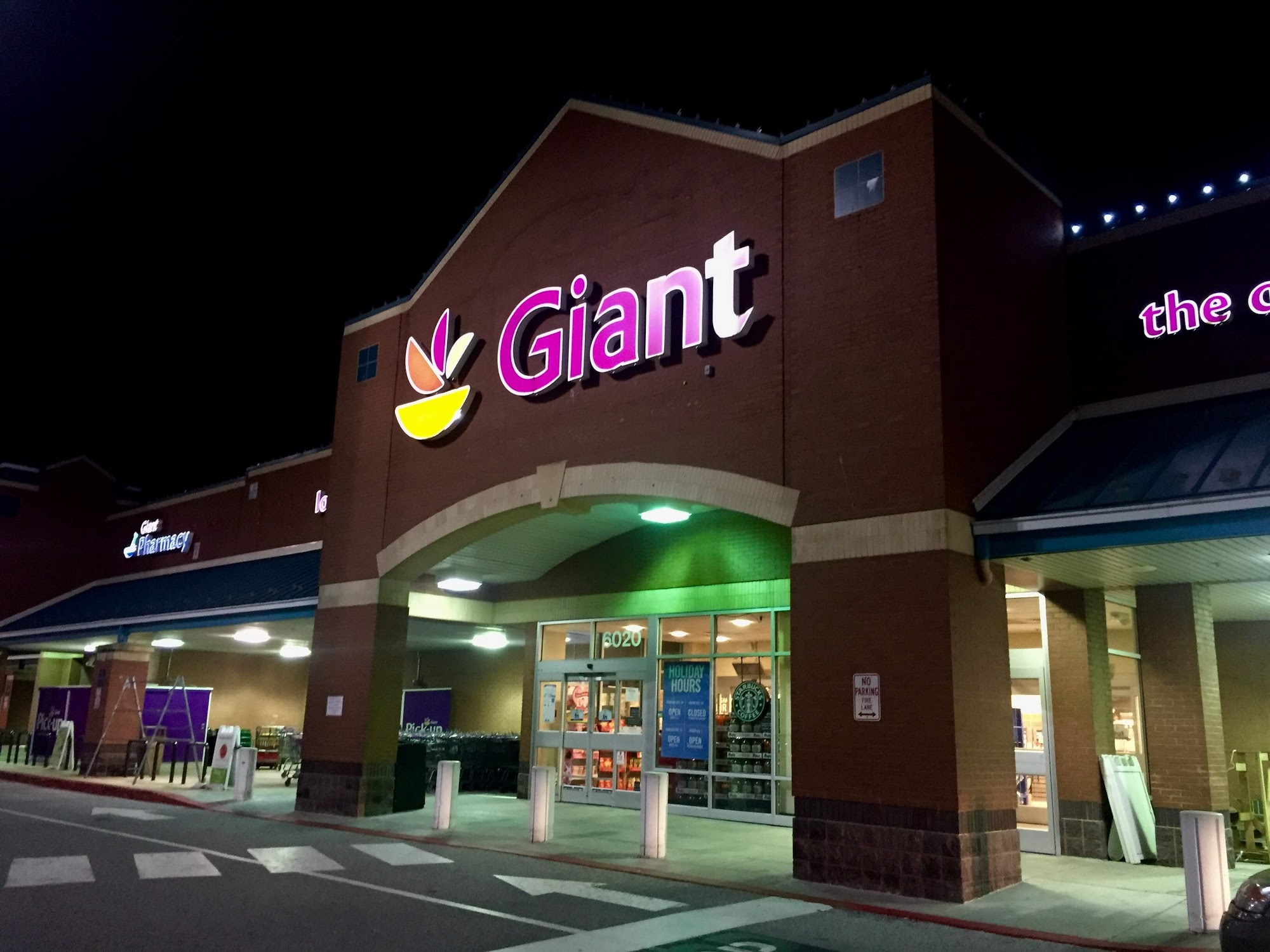 Giant Pharmacy