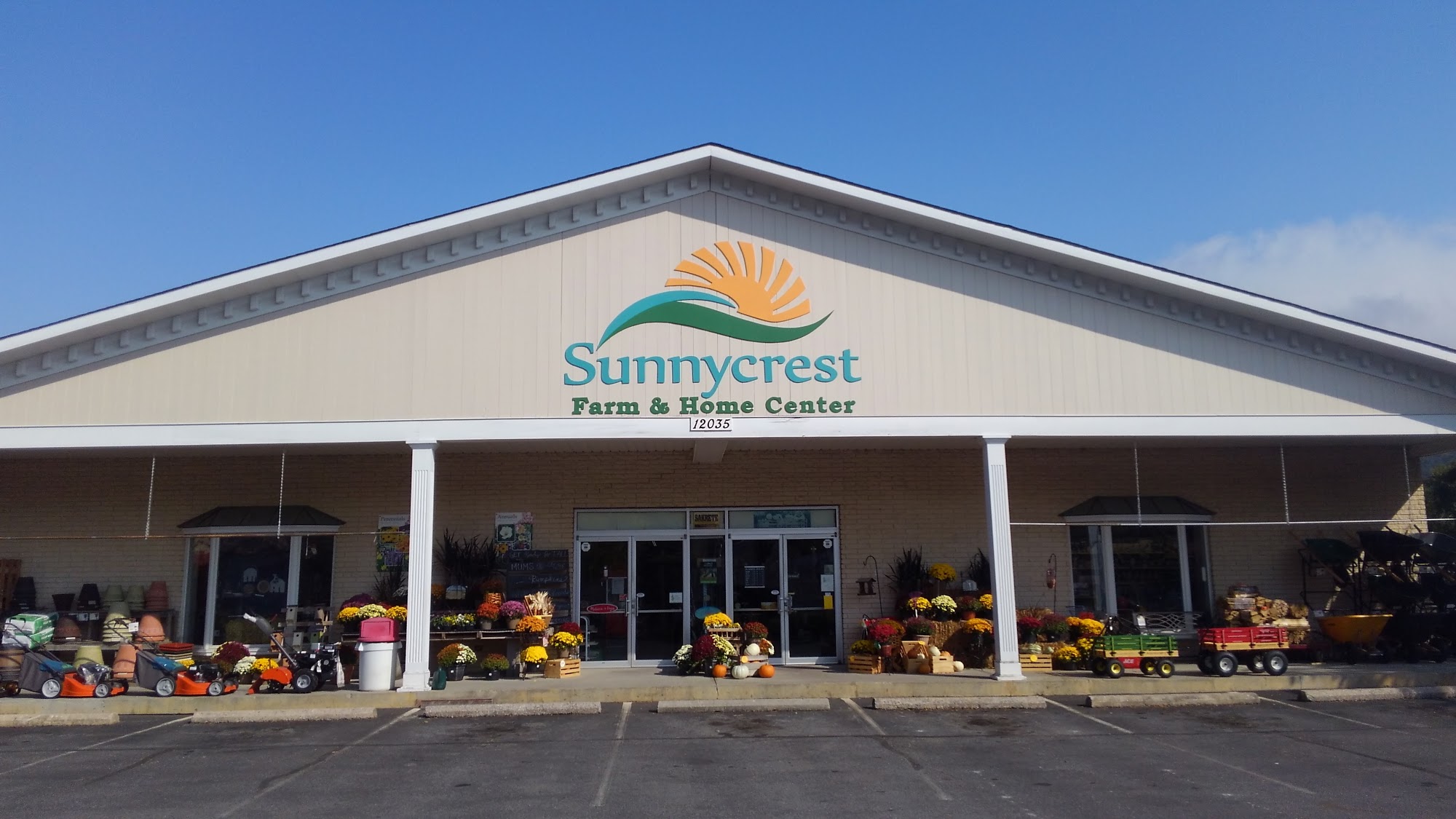 Sunnycrest Farm & Home Center