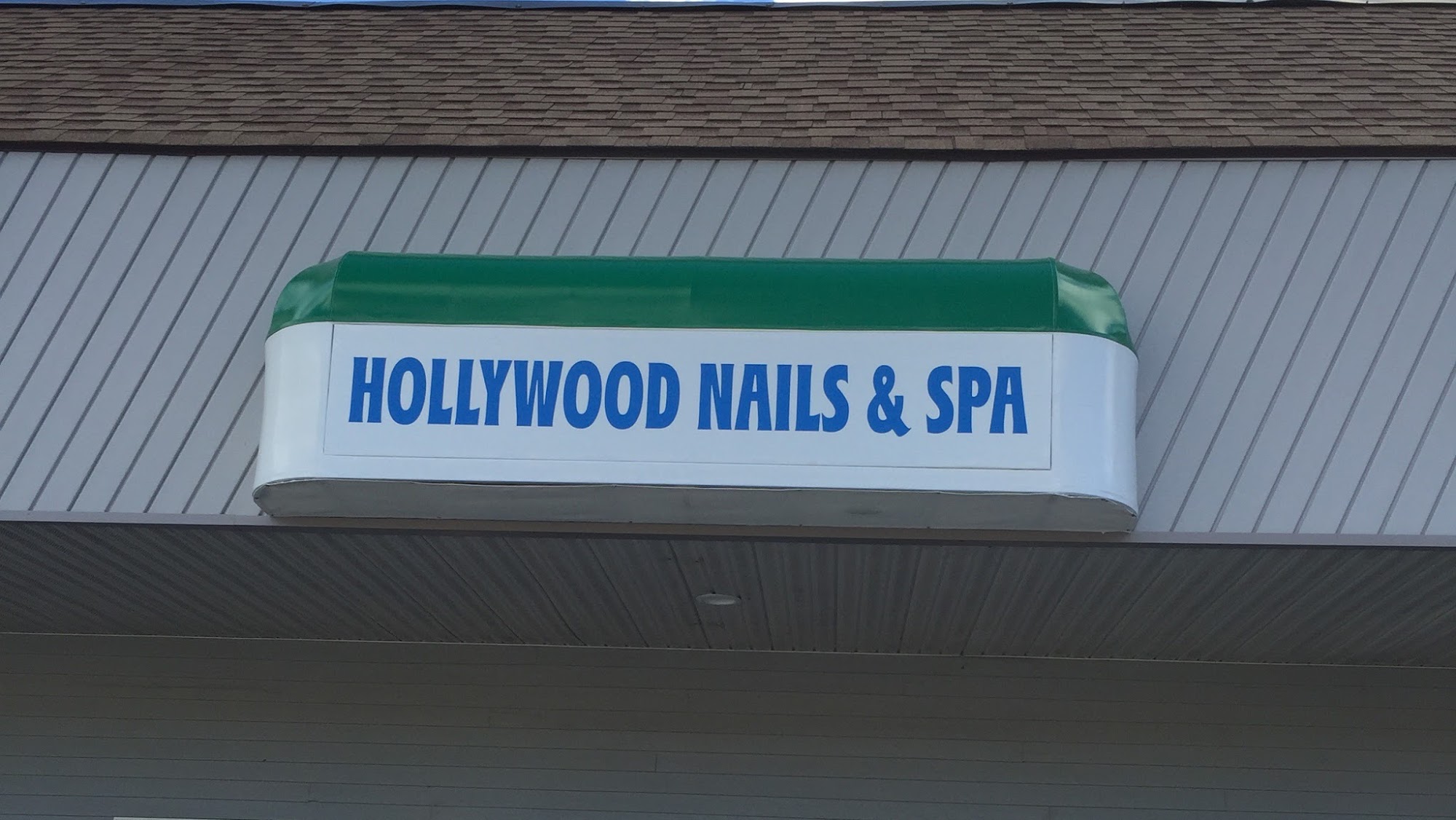 Hollywood Nails & Spa