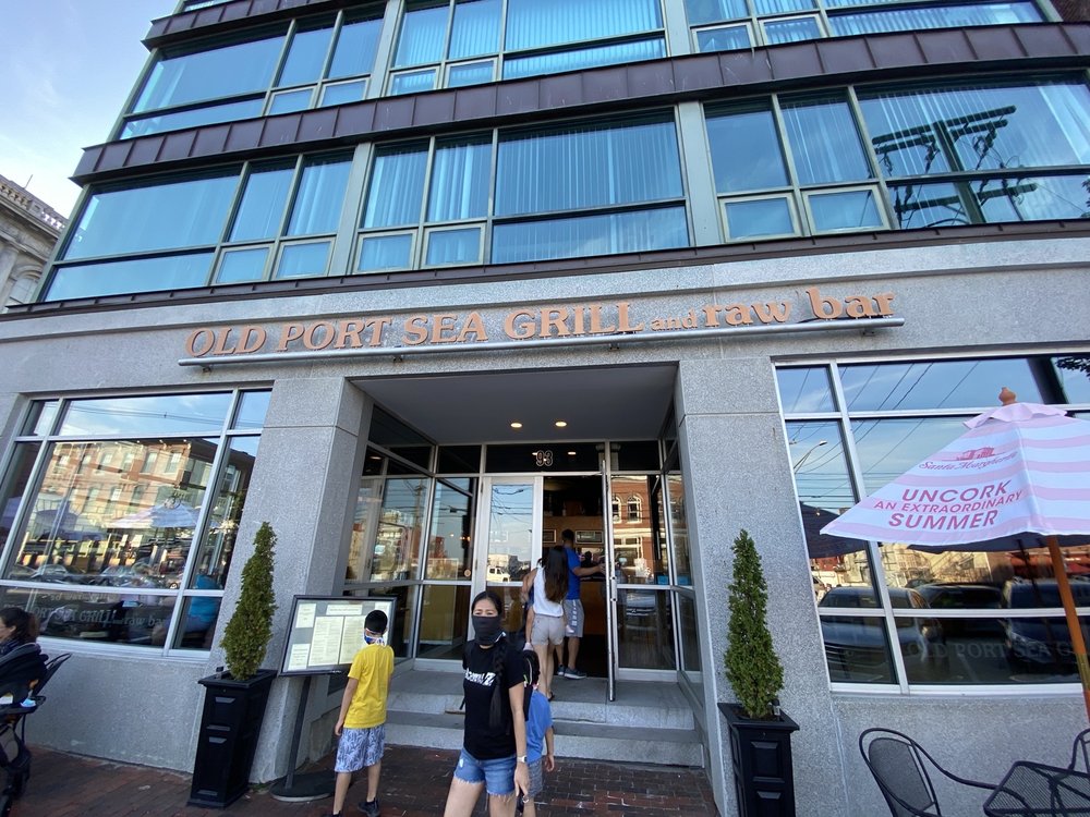 Old Port Sea Grill & Raw Bar 93 Commercial St, Portland