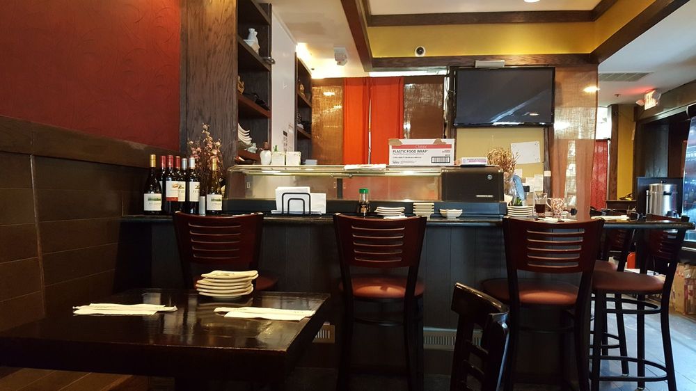 Mama Satto Sushi restaurant 715 N University Ave, Ann Arbor