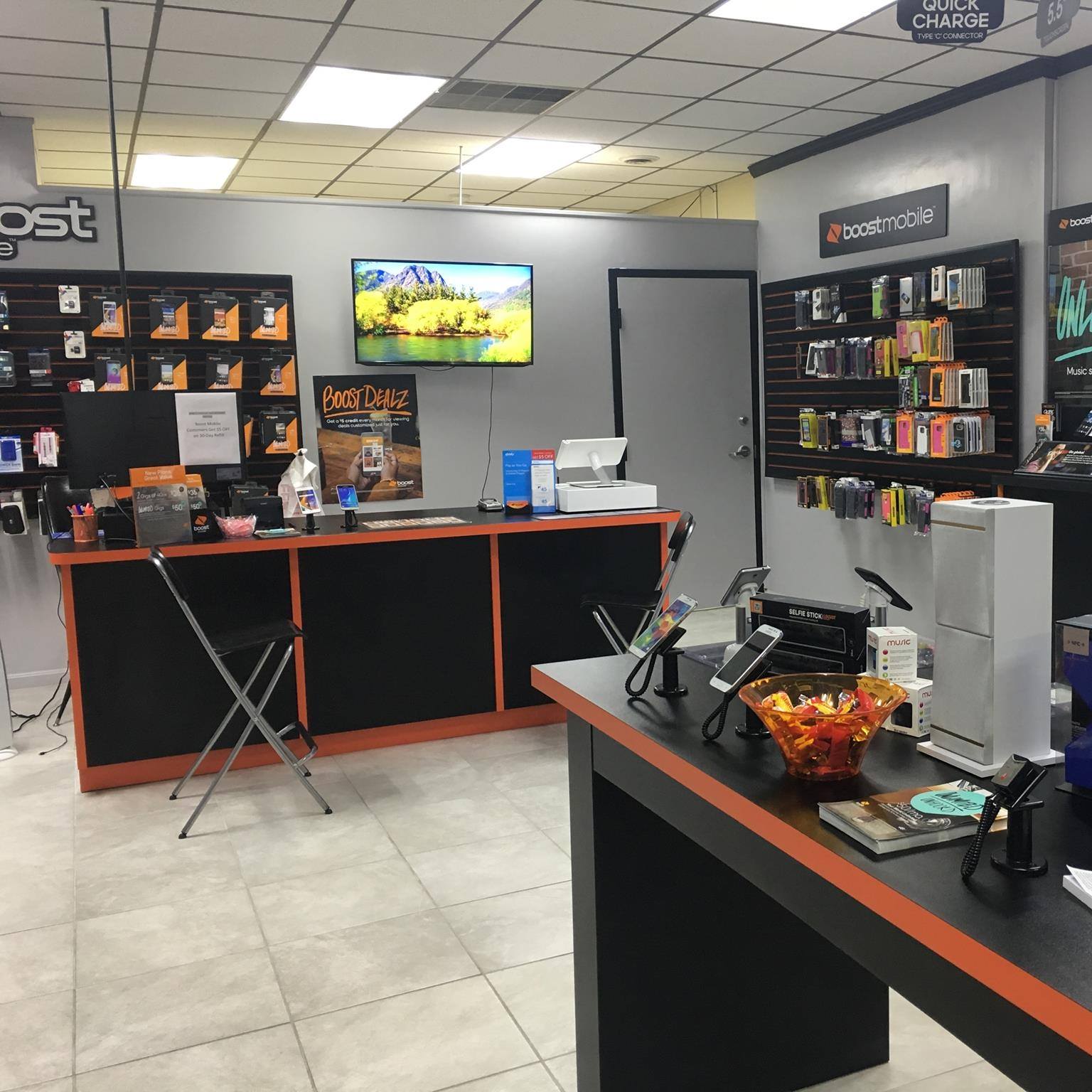 Boost Mobile 45460 Ford Rd, Canton