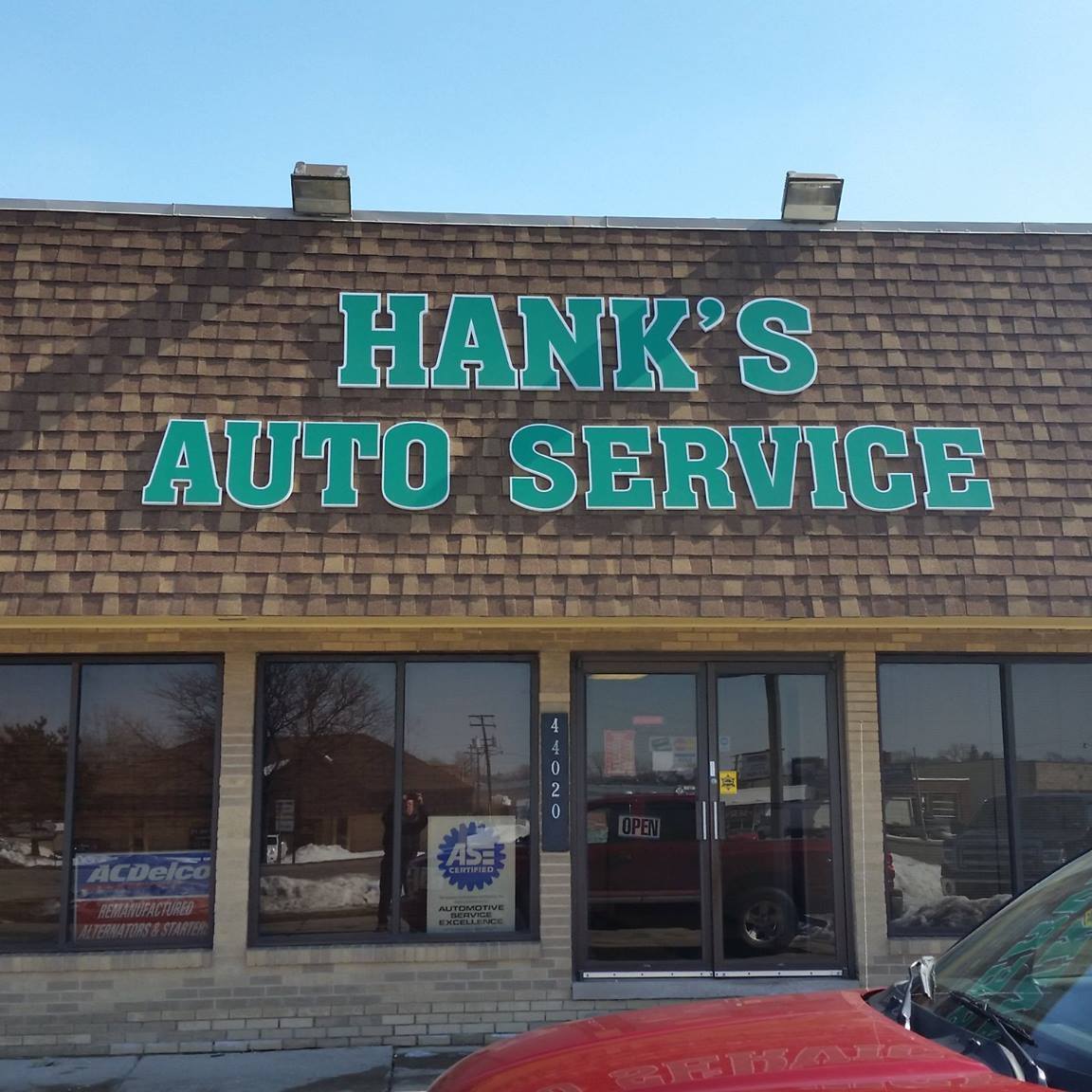 Hank's Auto Services