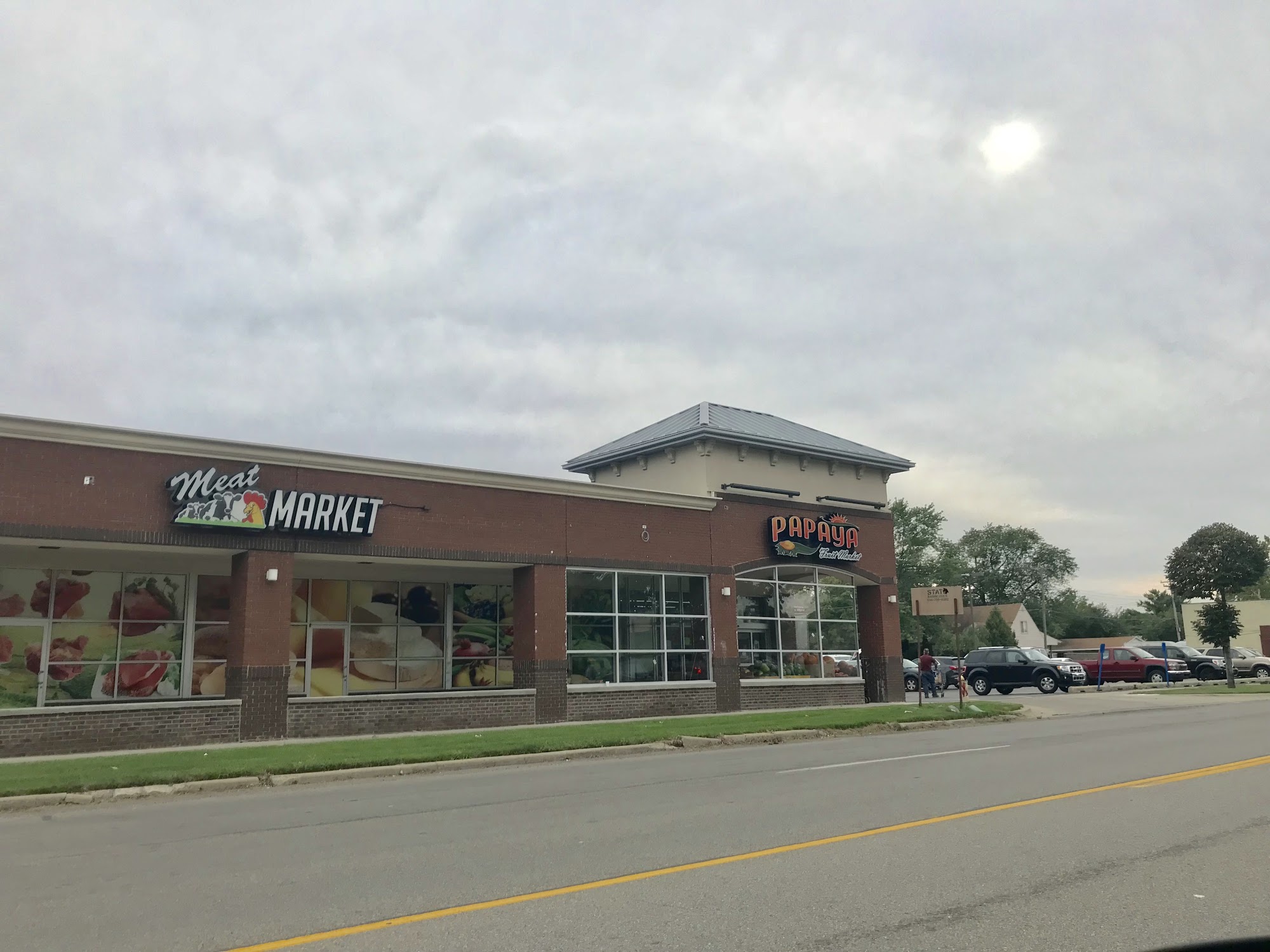 Papaya Fruit Market (Dearborn Heights)