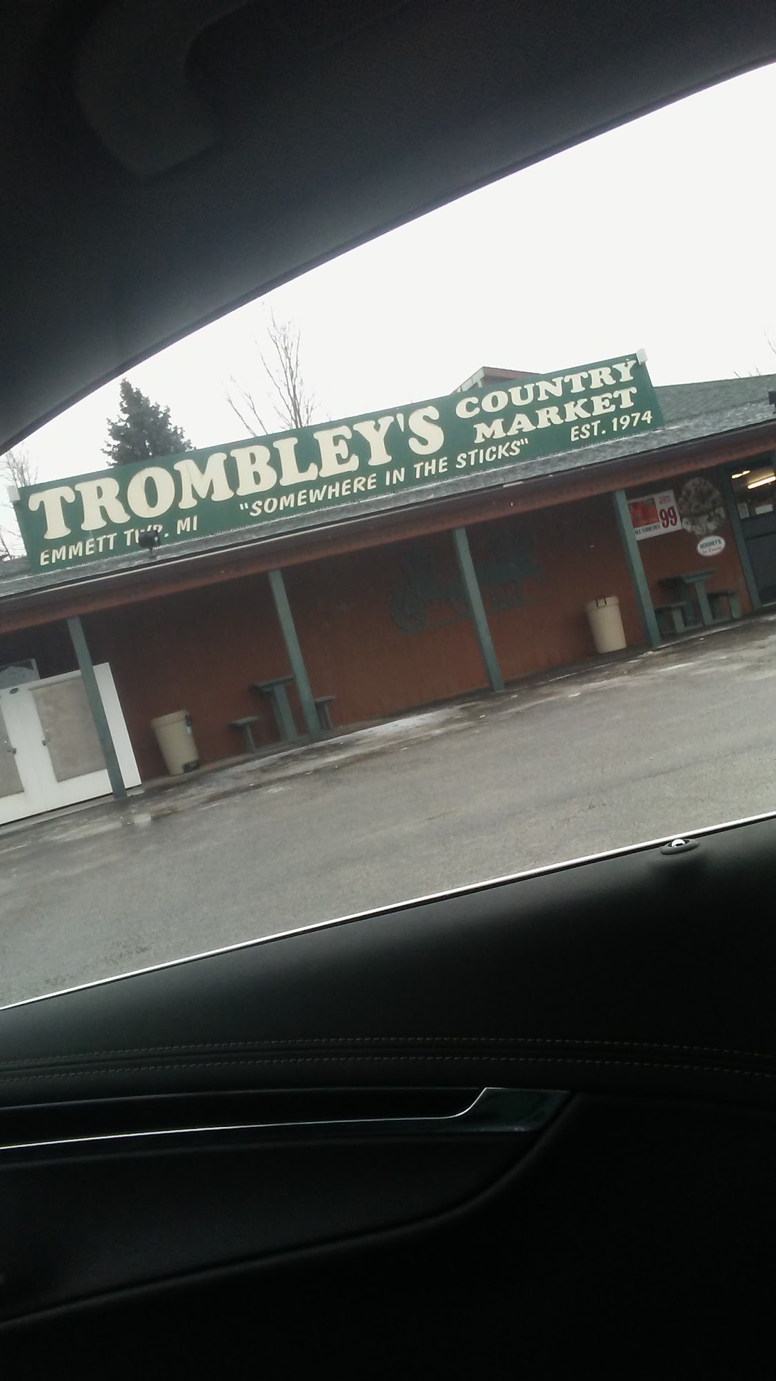 Trombley's Country Market