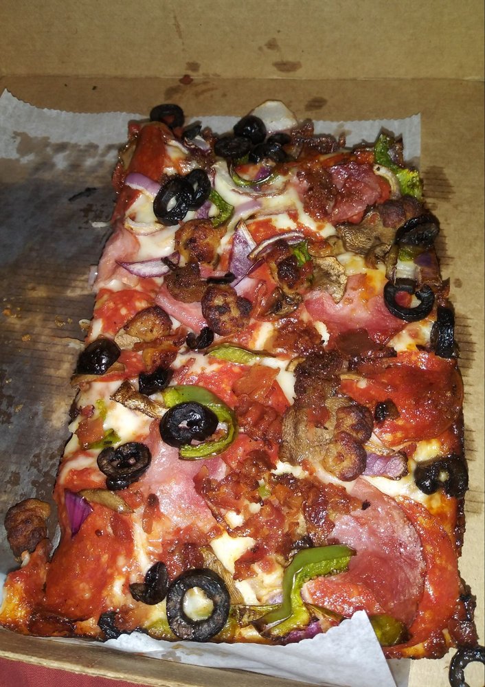 Papa Romano's Pizza & Mr. Pita 740 W Nine Mile Rd, Ferndale