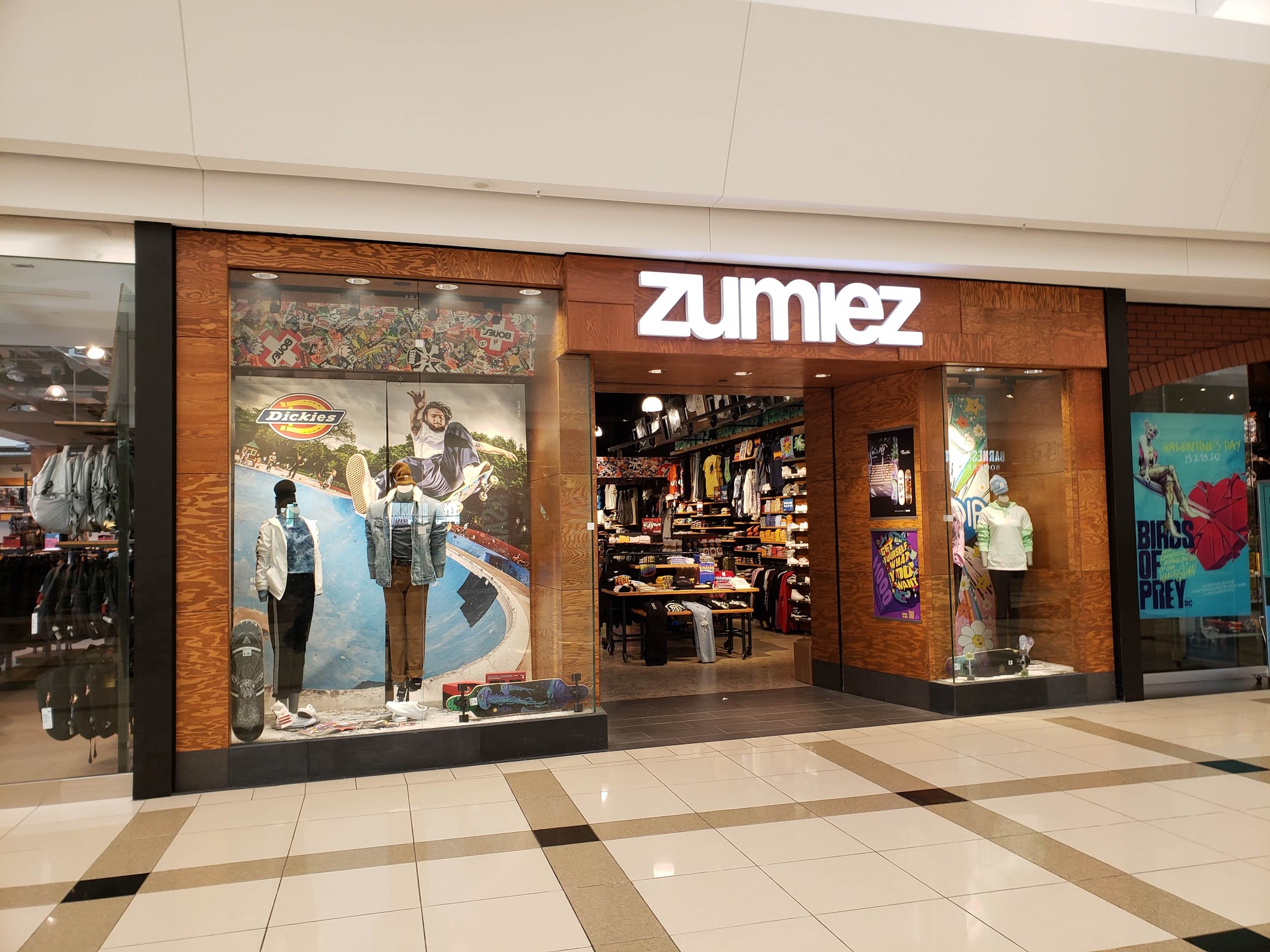 Zumiez