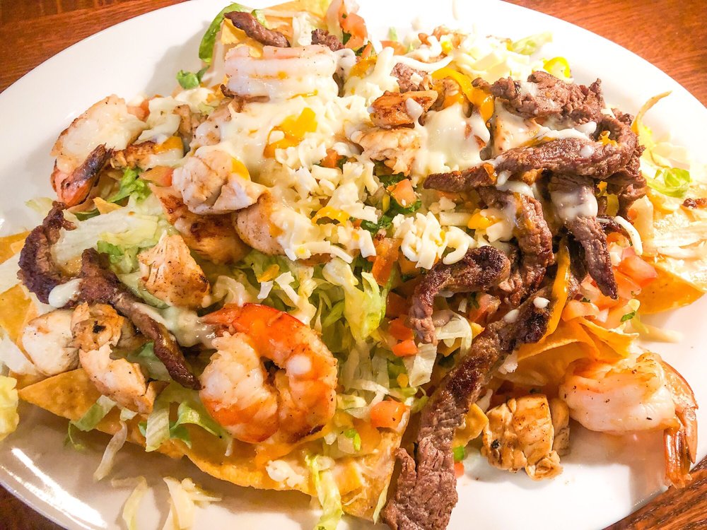 Cabaña Tres Amigos 1409 60th St SE, Grand Rapids