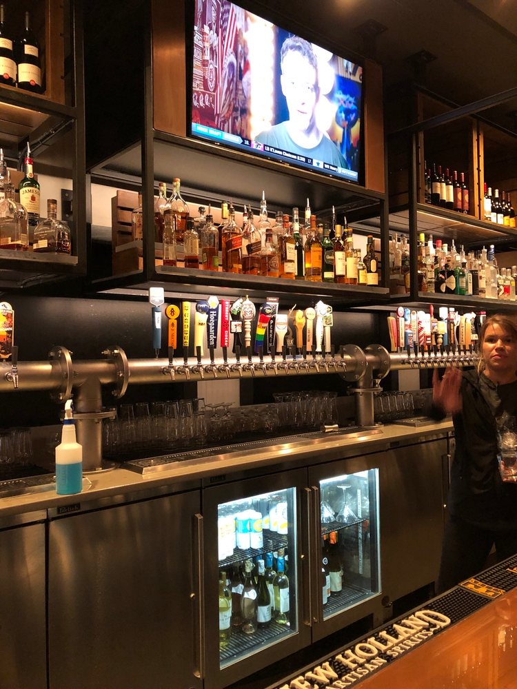 Gravity Taphouse Grille 3210 Deposit Dr NE, Grand Rapids