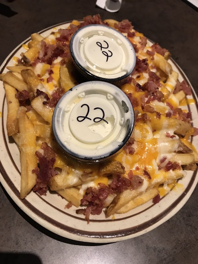 Village Inn Pizza Parlor 2215 44th St SE, Grand Rapids