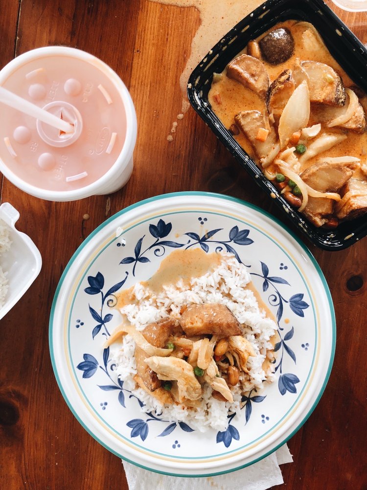 Thai Chef Restaurant 1971 E Beltline Ave NE #119, Grand Rapids