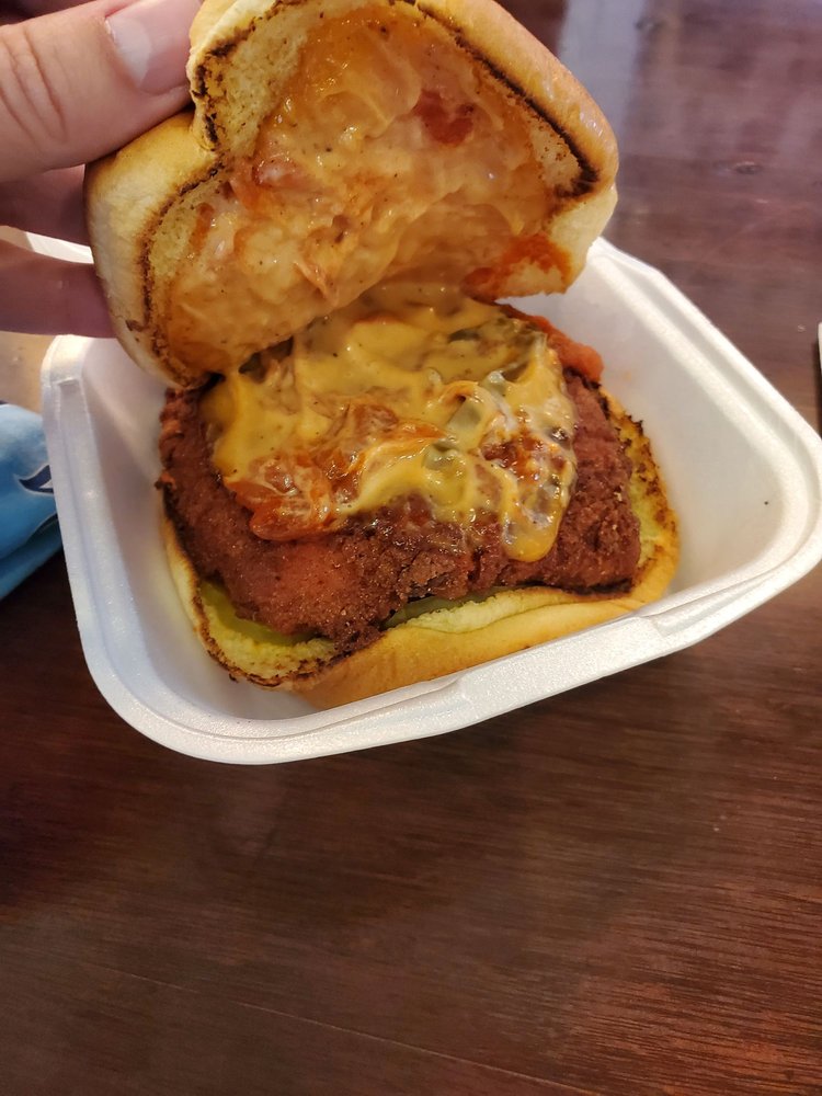 Ali's Pizza & Burgers 11608 Conant St, Hamtramck