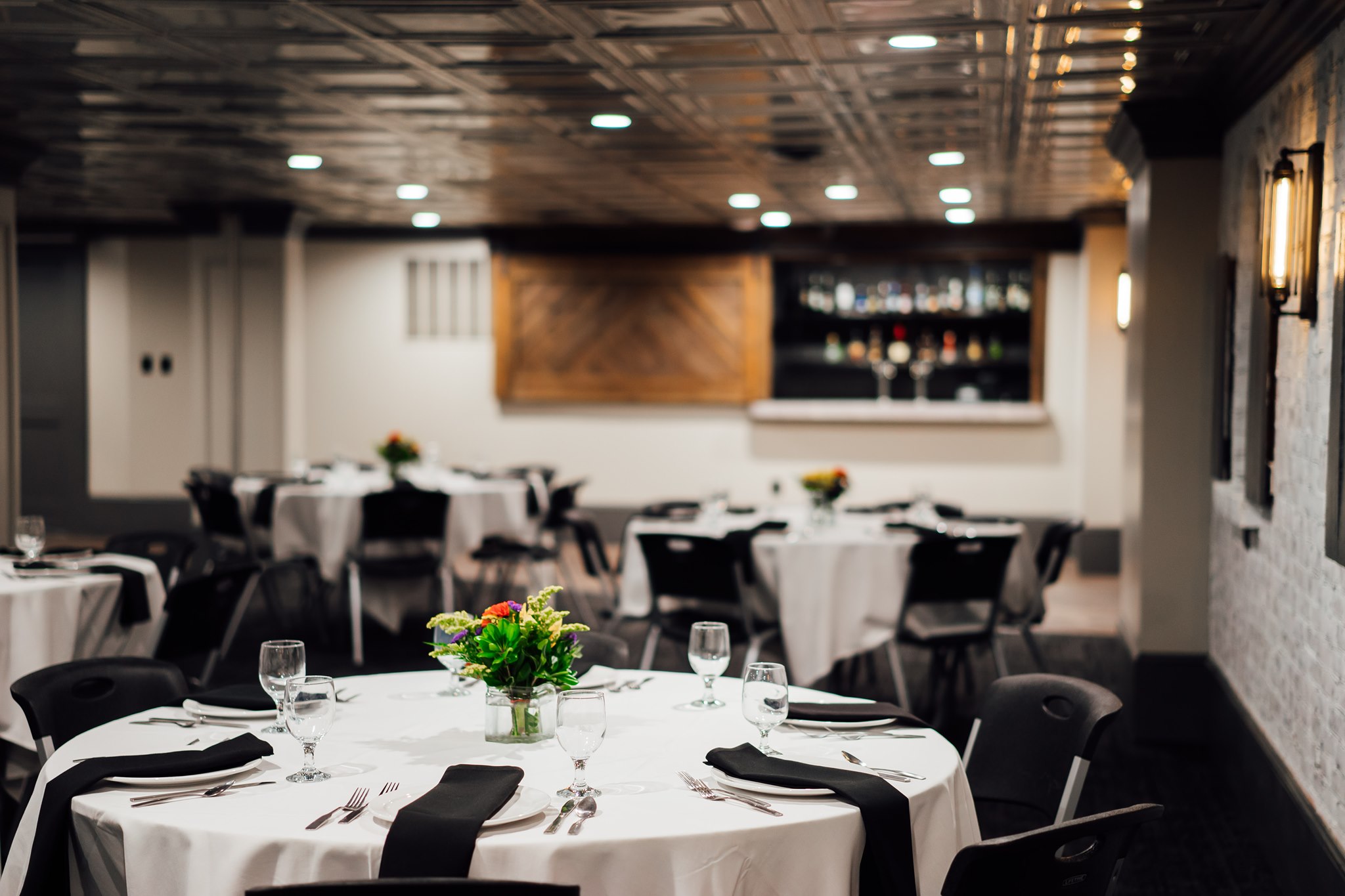 Holland, MI Restaurants Open for Takeout, Curbside Service and/or