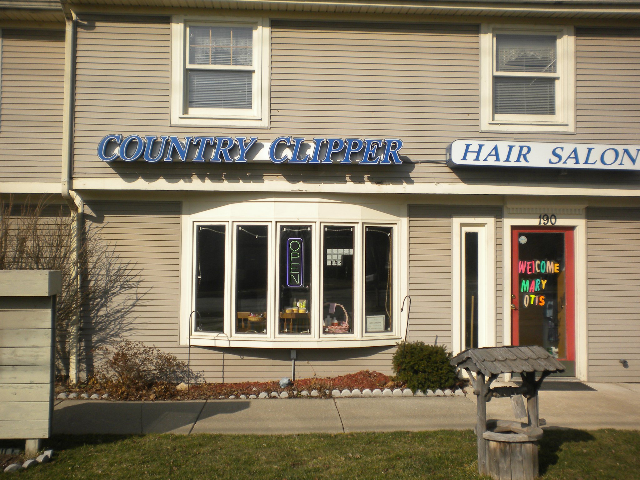 Country Clipper Hair Salon