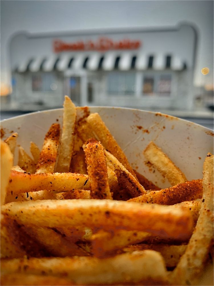 Steak 'n Shake 542 N Marketplace Blvd, Lansing