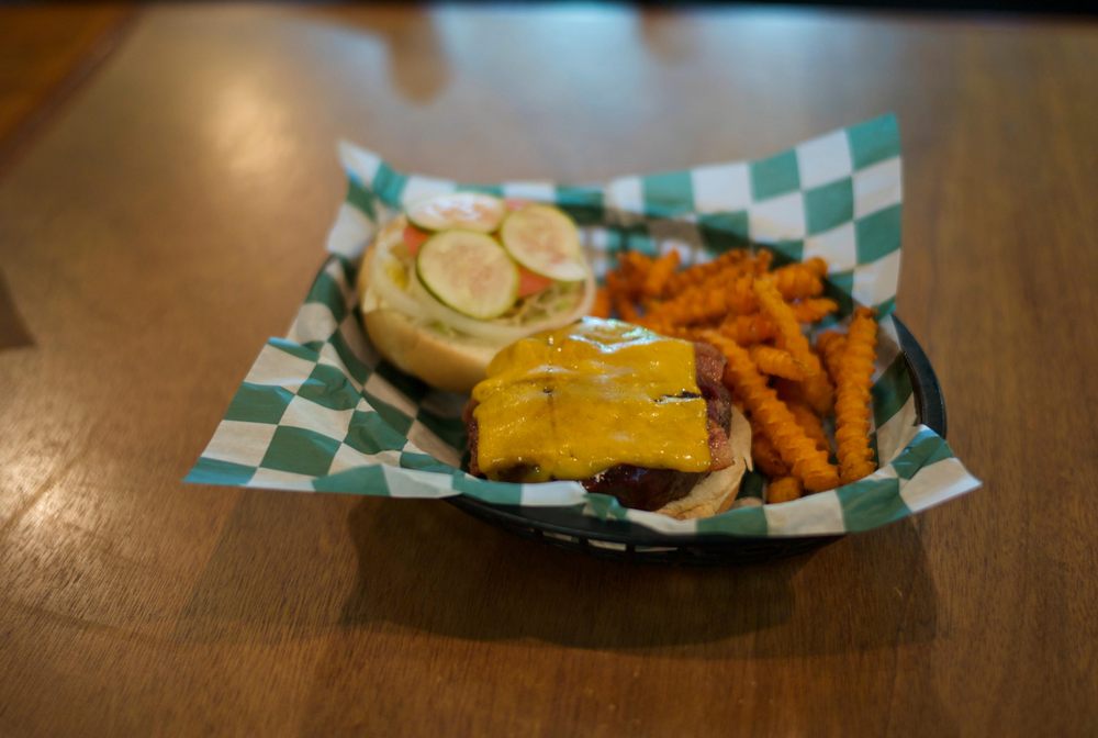 Nuthouse Sports Grill 420 E Michigan Ave, Lansing