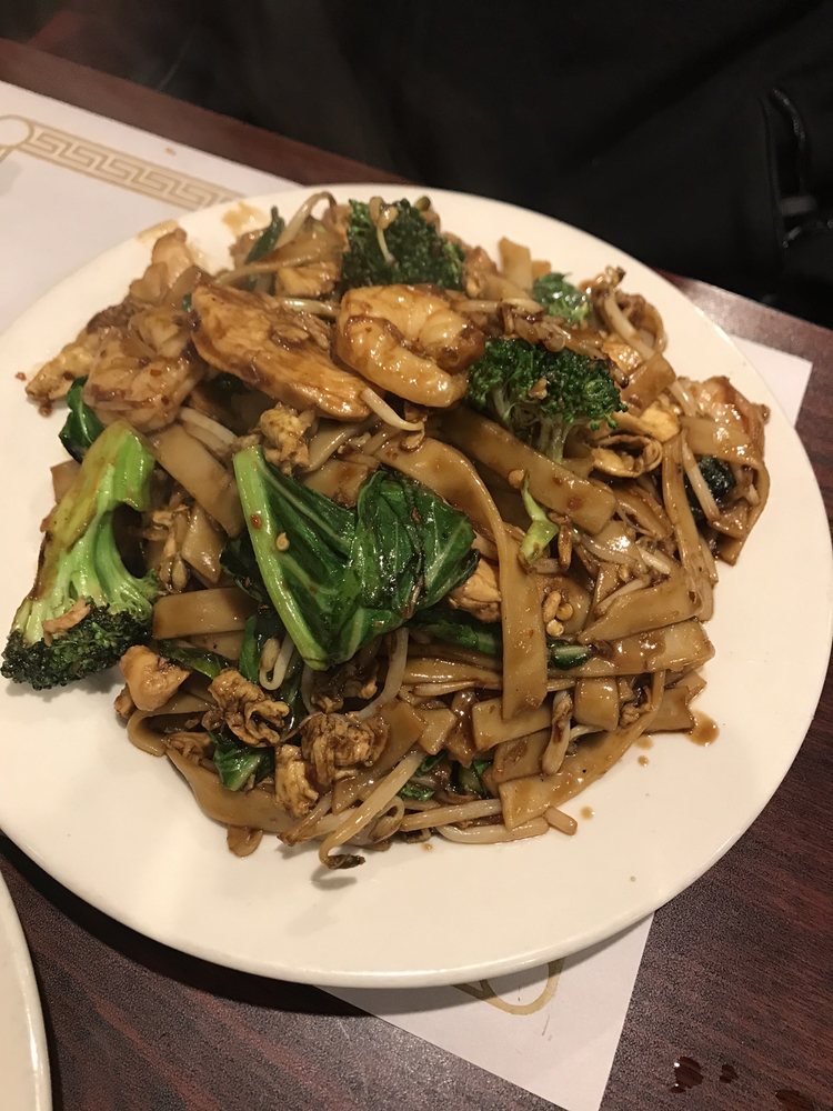 Bangkok House 420 E Saginaw St #112, Lansing