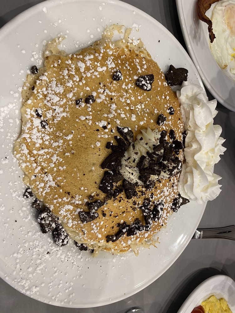 The Jagged Fork 28601 Southfield Rd, Lathrup Village