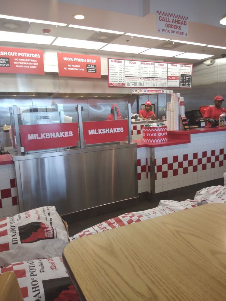 Livonia, MI Restaurants Open for Takeout, Curbside Service and/or