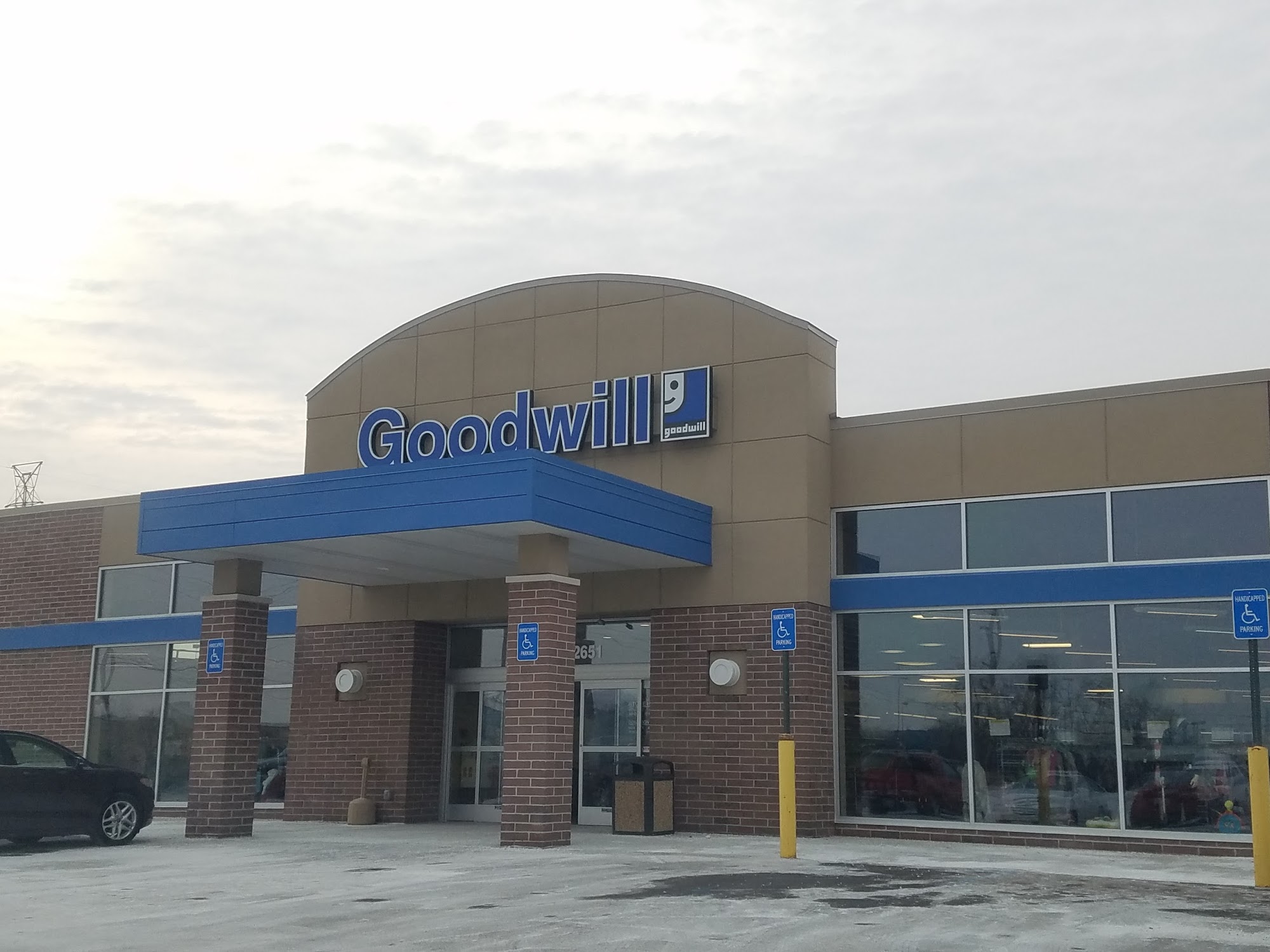 Goodwill Store and Donations: Livonia
