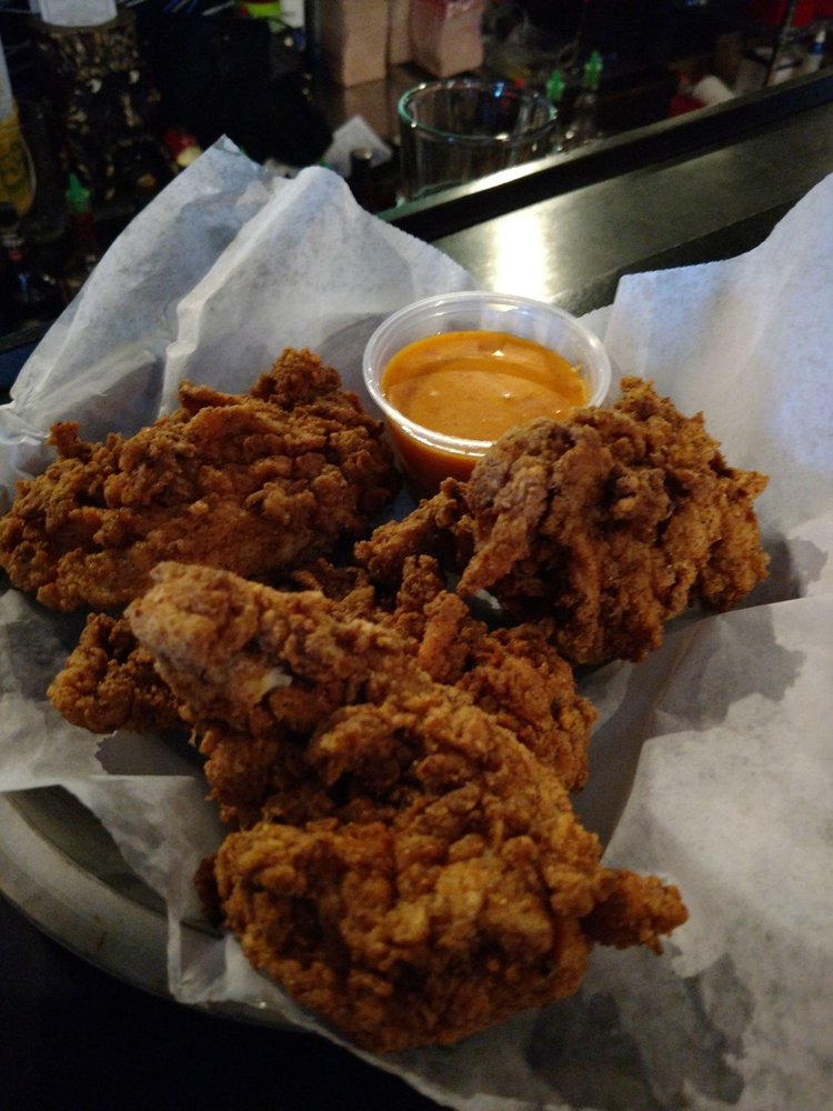 Augie's Bar & Grill 31660 John R Rd, Madison Heights