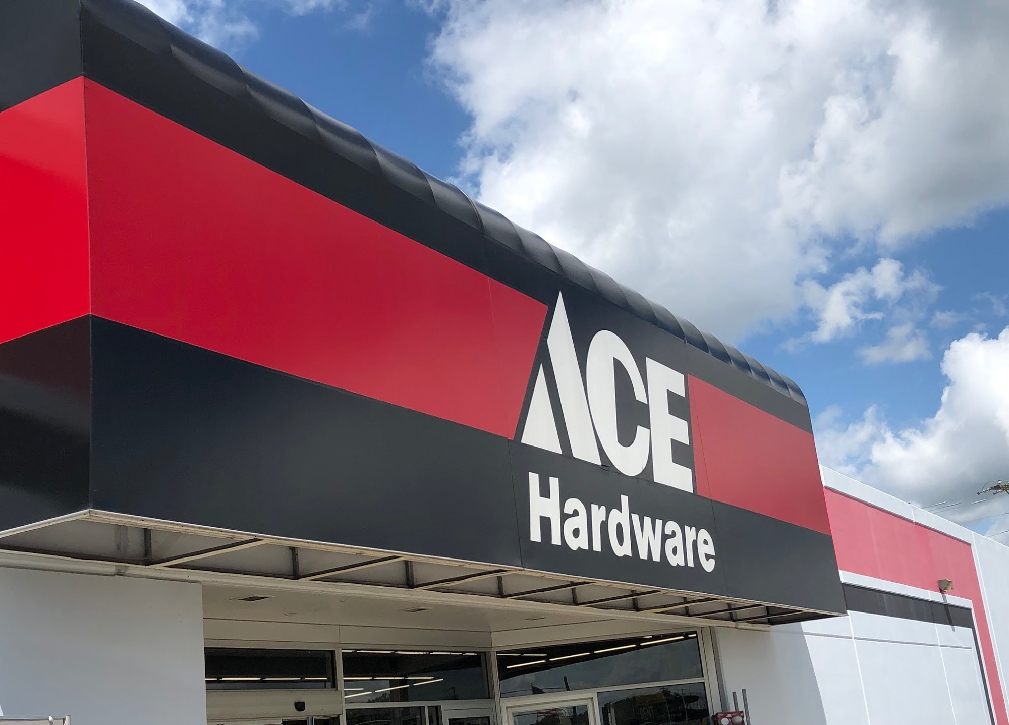 St. Pierre Ace Hardware