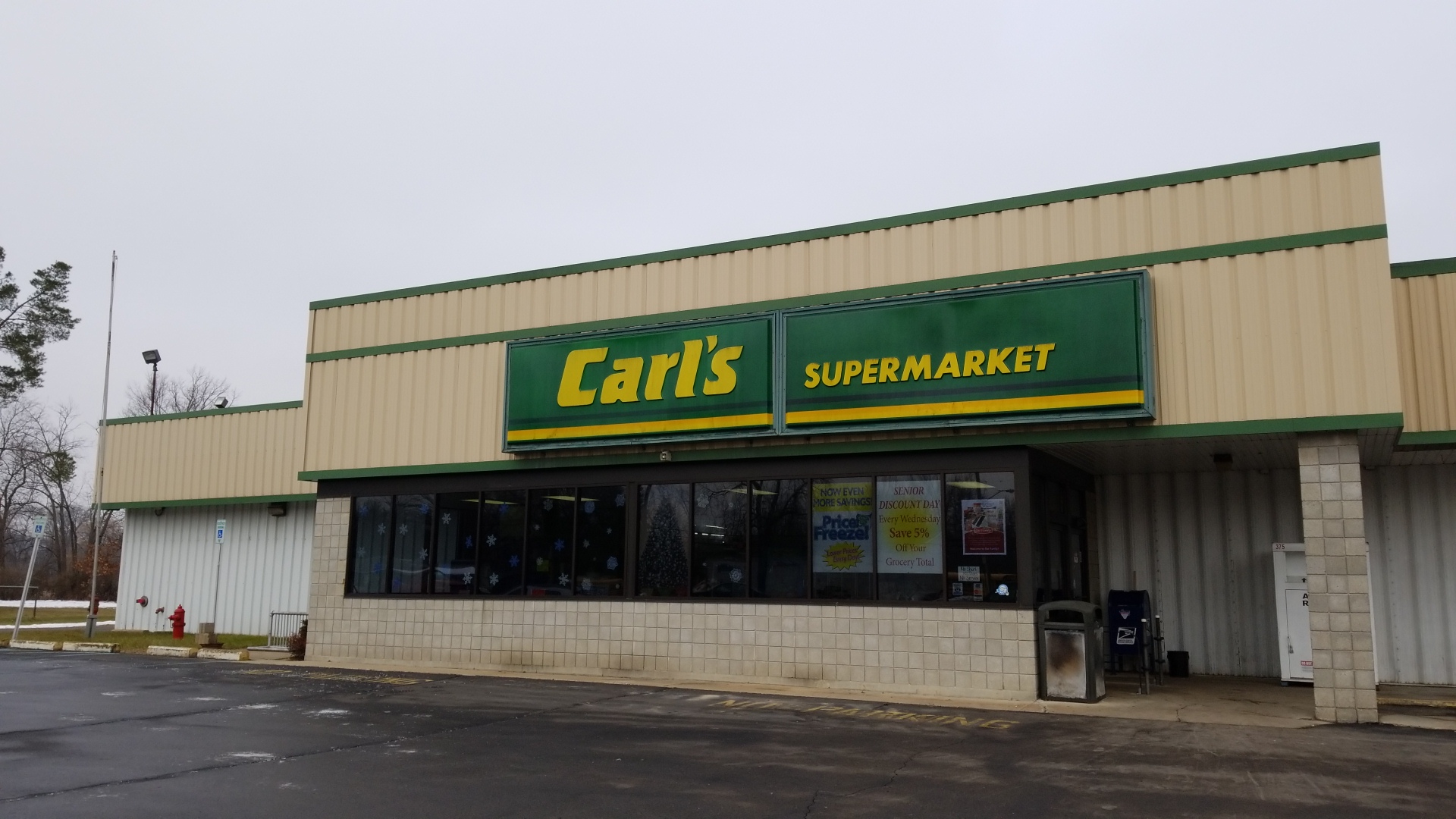Carl's Supermarket