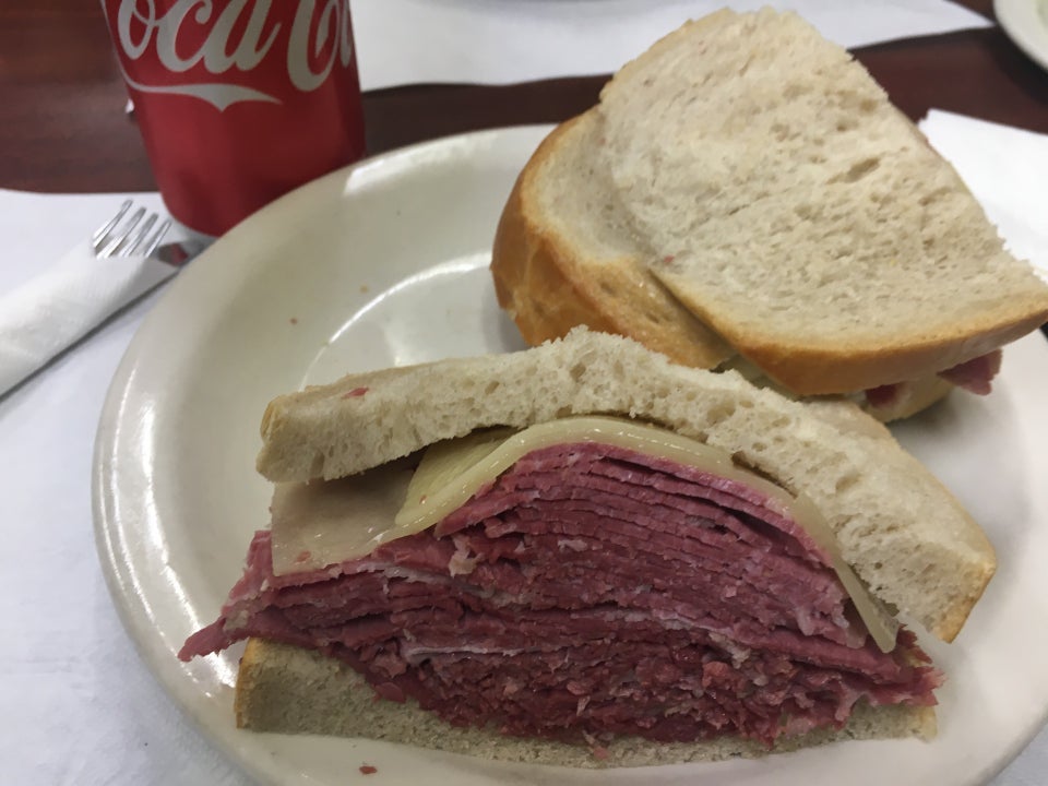 Bread Basket Deli 26052 Greenfield Rd, Oak Park