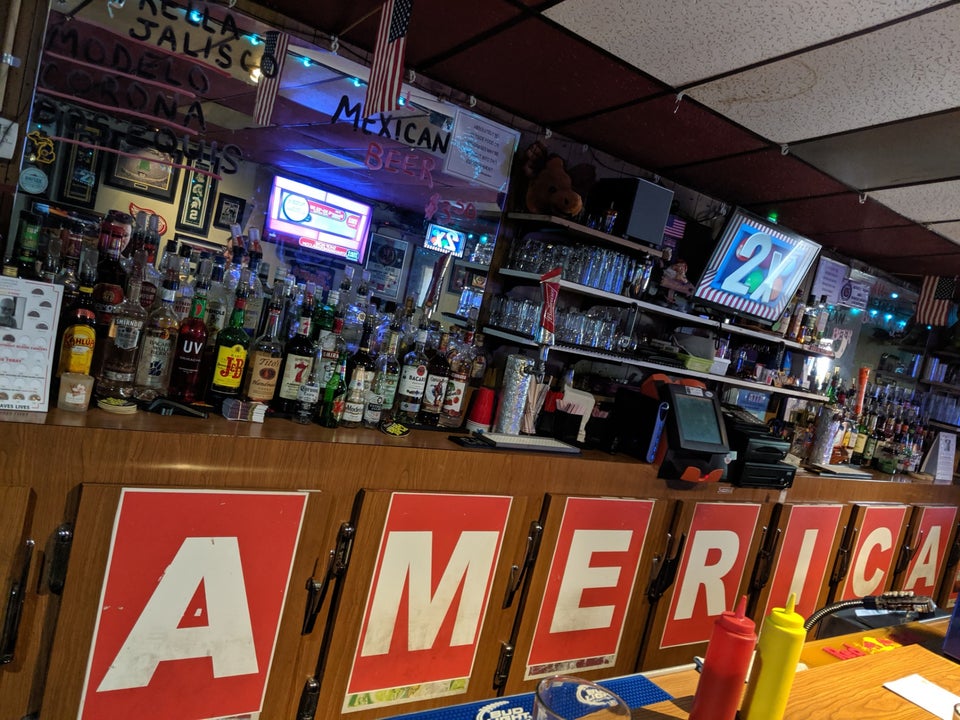 Coolidge Inn Bar