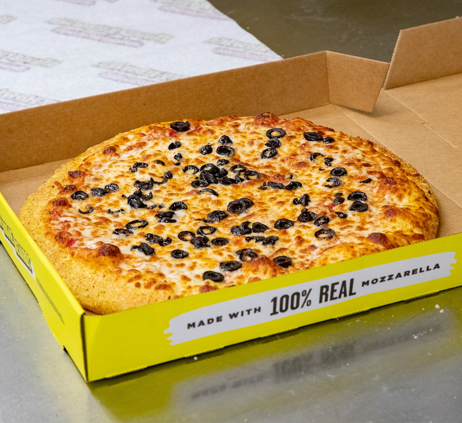 Hungry Howie's Pizza 904 E Eleven Mile Rd, Royal Oak