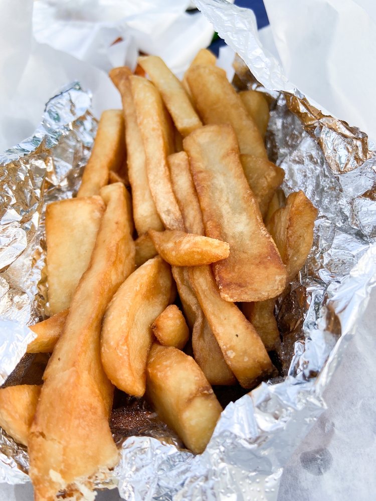 Bread Basket Deli 32906 Woodward Ave, Royal Oak