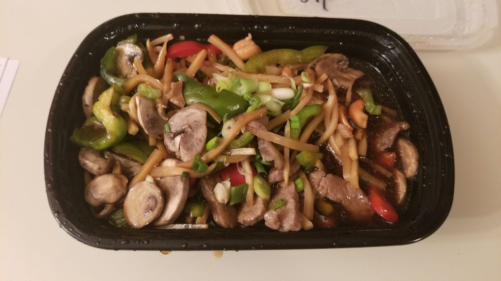 Ahan Thai Restaurant 200 W 4th St, Royal Oak